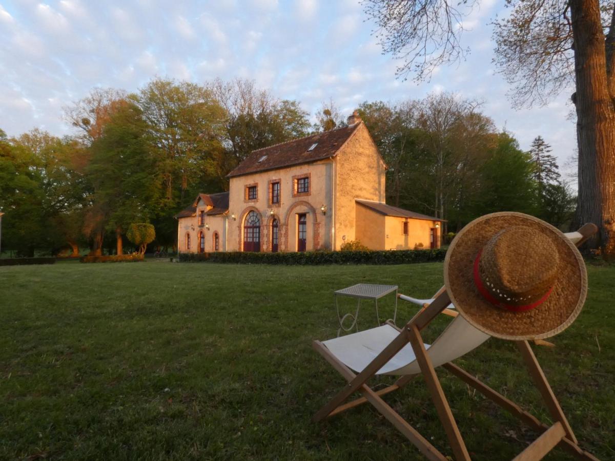 Hotel Des 4 Continents - Le Mans Saint-Saturnin  Esterno foto