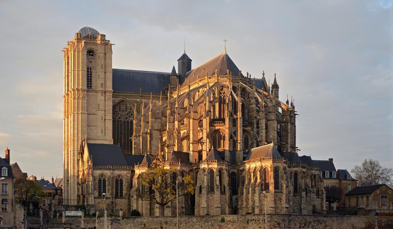 Hotel Des 4 Continents - Le Mans Saint-Saturnin  Esterno foto